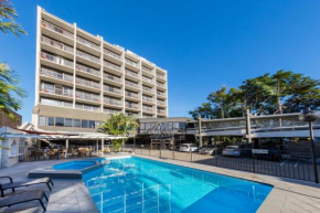 Отель Mercure Rockhampton  Рокхемптон